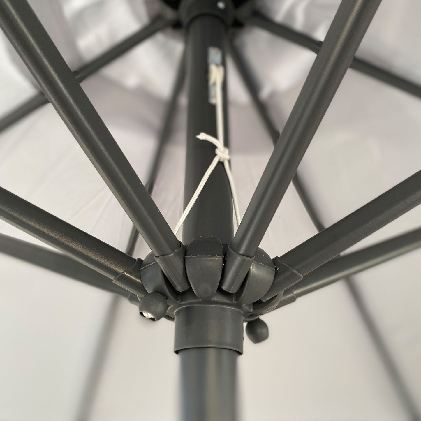 Patio Market Umbrella With 8 Steel Ribs, UV-Resistant And Waterproof Canopy