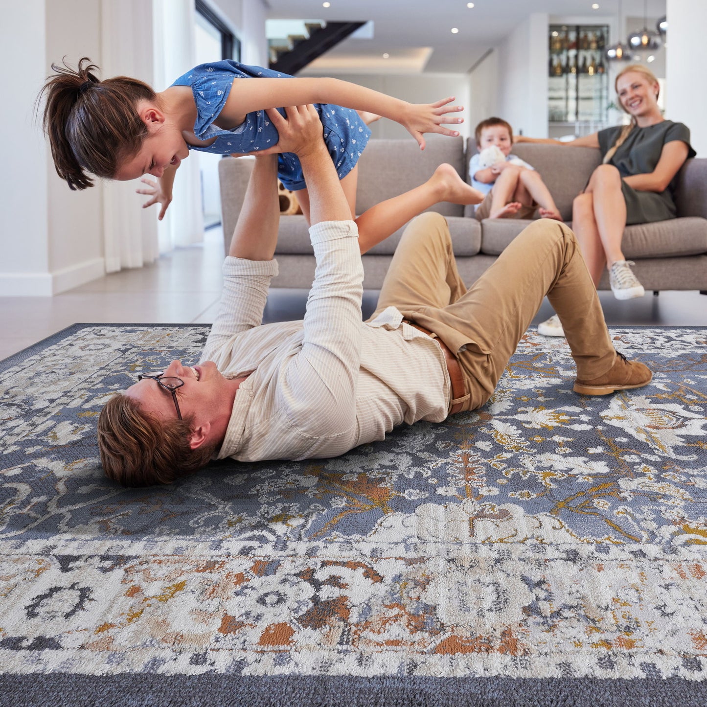 Payas - Trendy Traditional Area Rug
