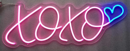 Neon Xoxo - Pink