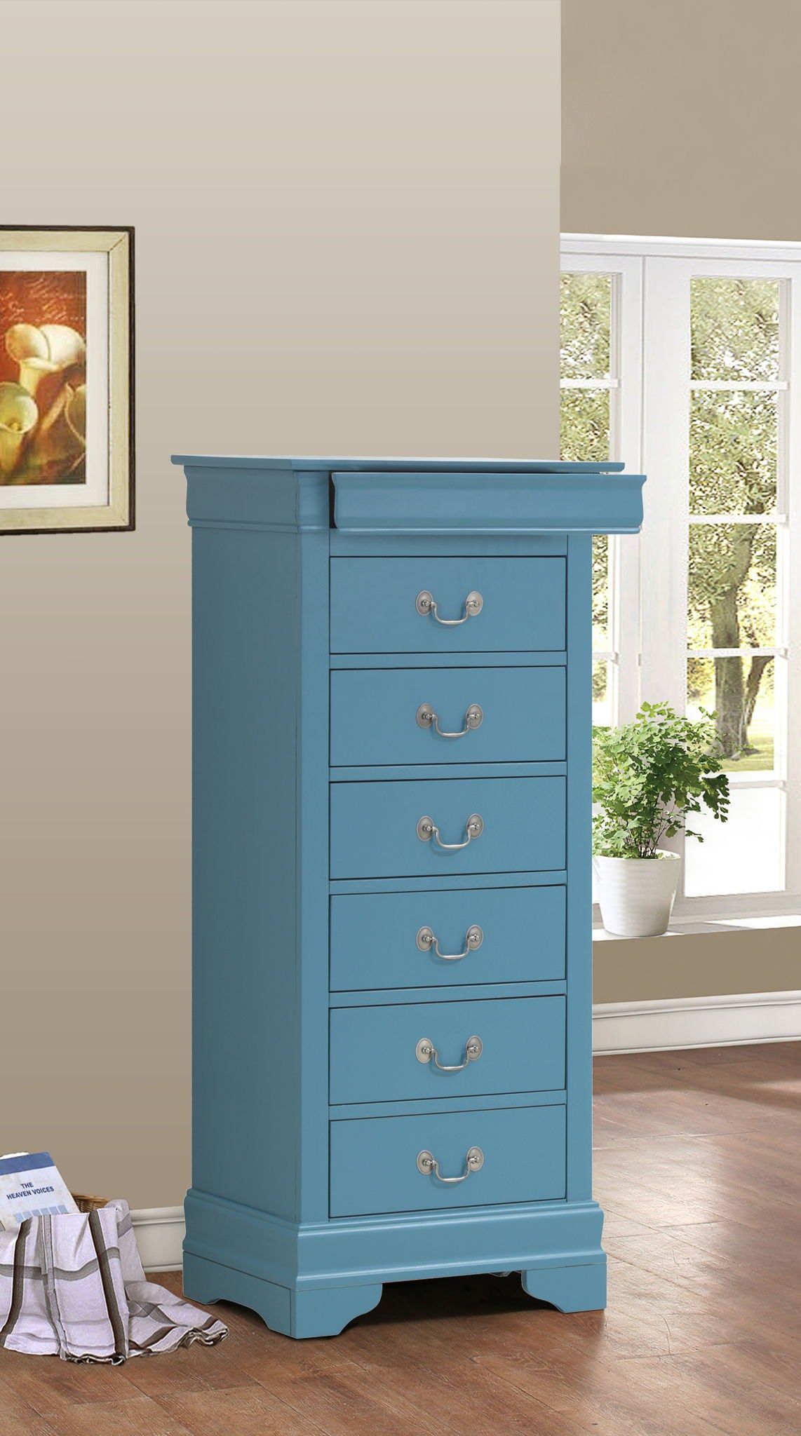 Traditional Style Lingerie Storage Chest