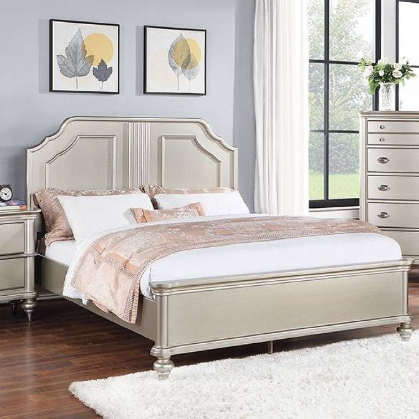 Traditional Design Panel Bed