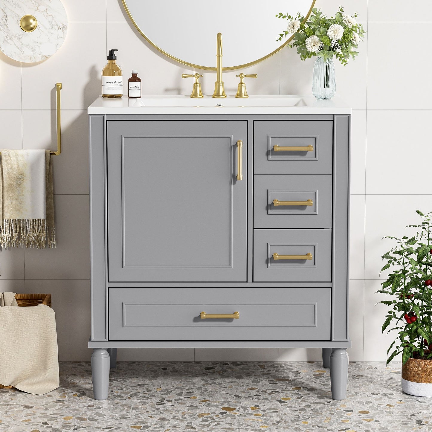 Traditional Bathroom Vanity Set With Soft Close Doors