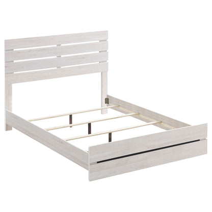Geary - 4 Piece King Panel Bedroom Set With 2 Nightstands And Dresser - White