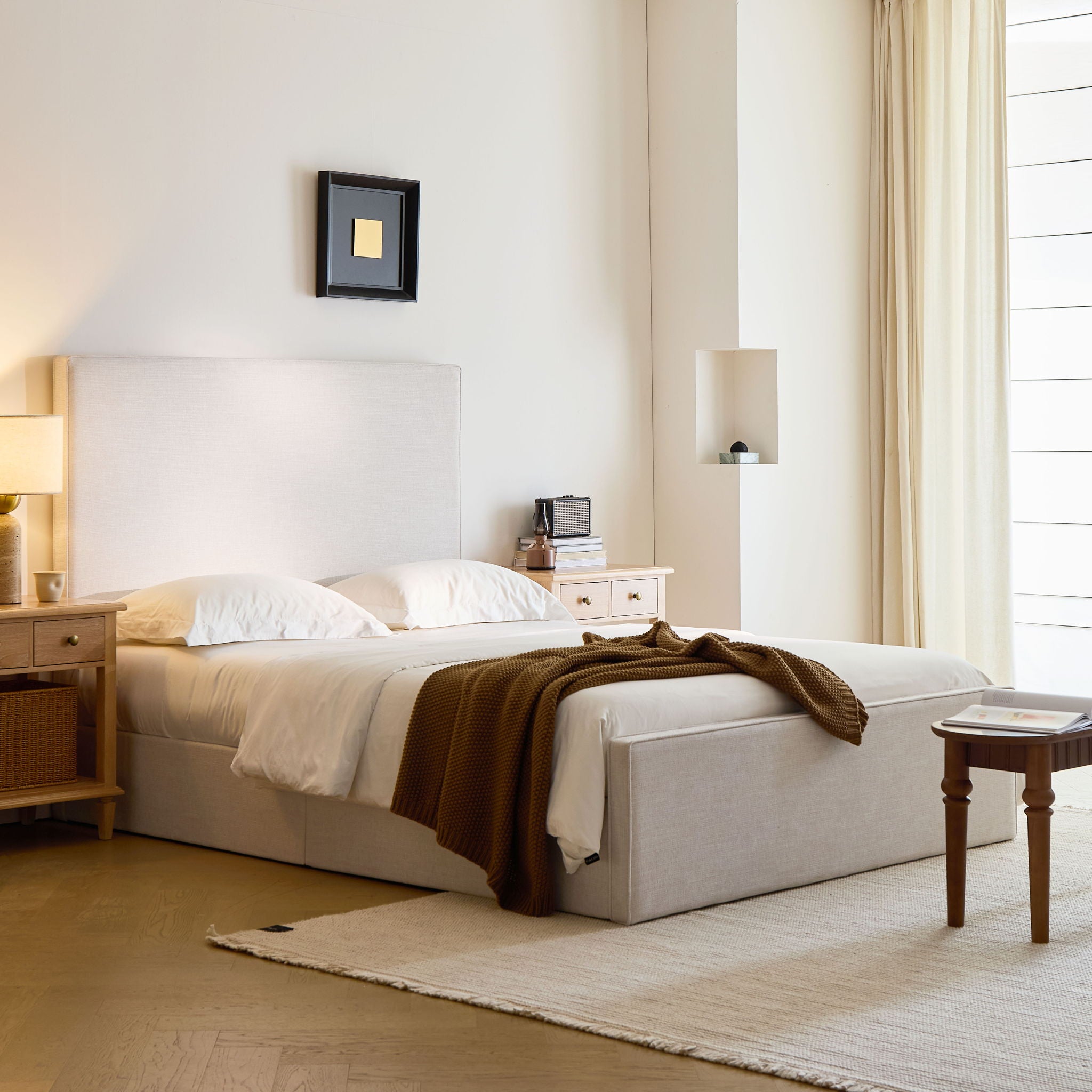 VIP Furniture Lucas Headboard Upholstered Bed - Thumbnail 2