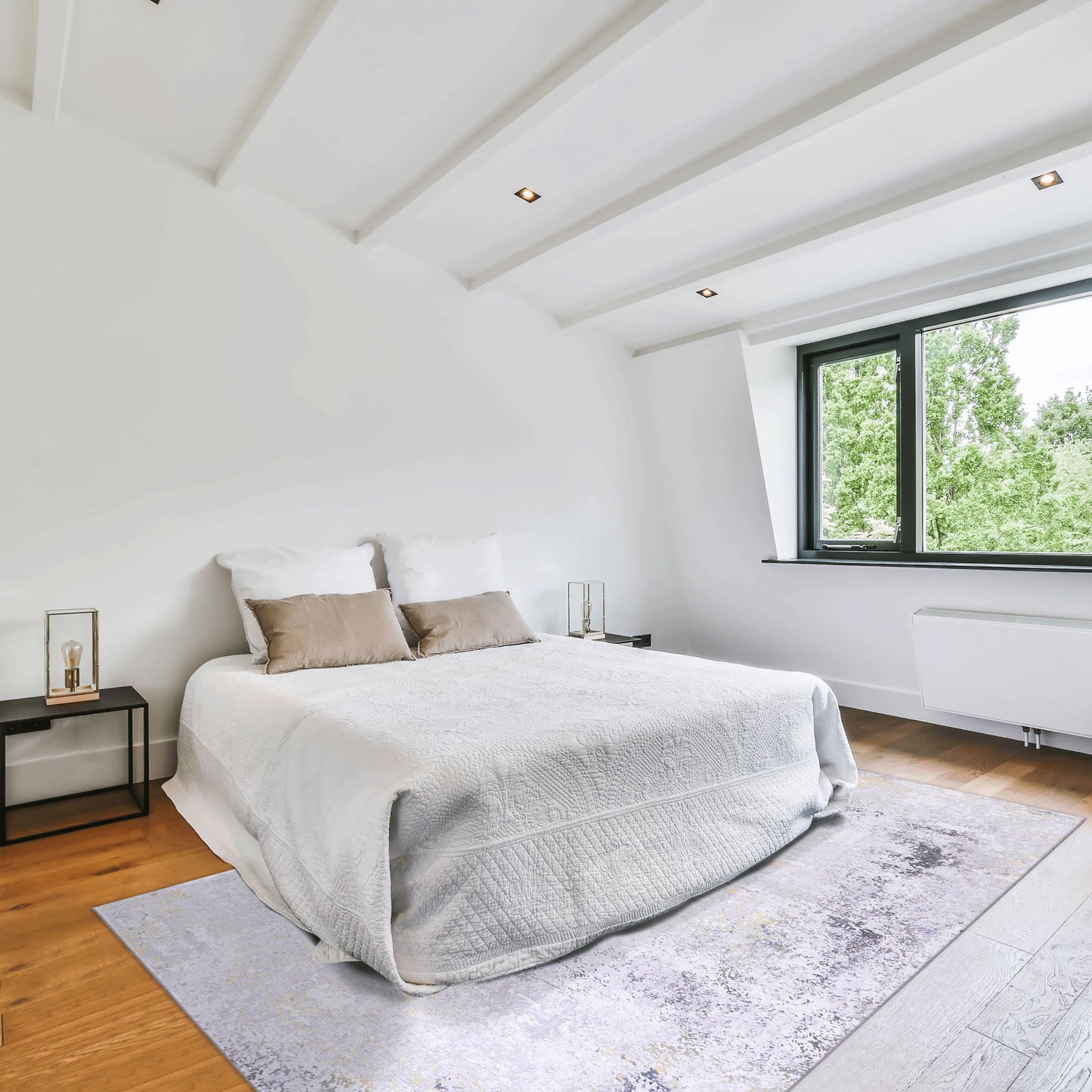 Maval - 6' X 9' Washable Area Rug - Gray / Gold