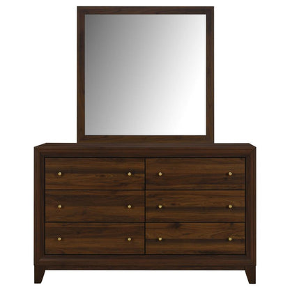 Welsley - 6-Drawer Dresser