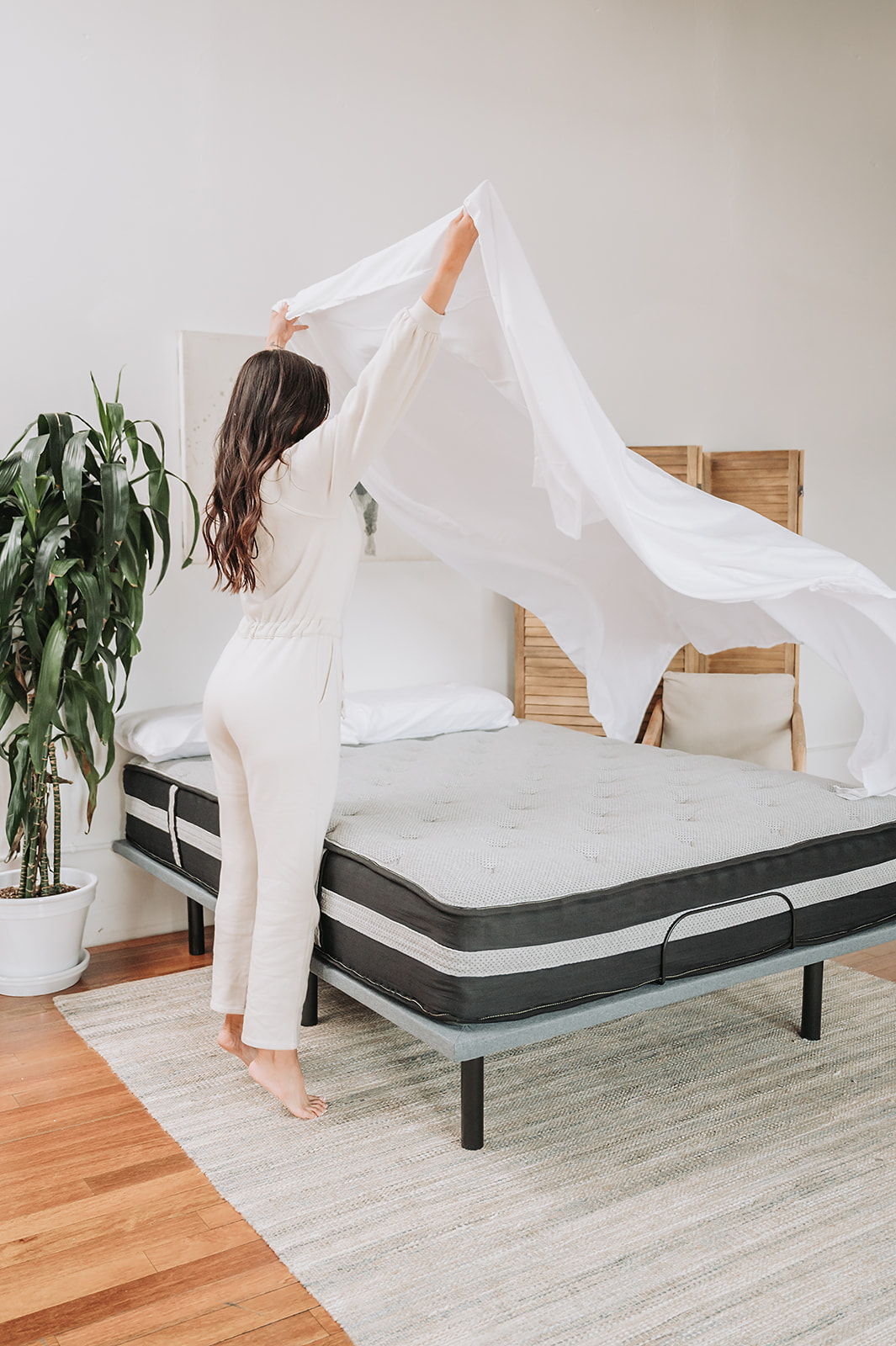 Micro And Bamboo Hypoallergenic Split Sheet Set