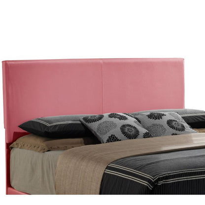 Elegant Platform Bed For Relaxed Spaces