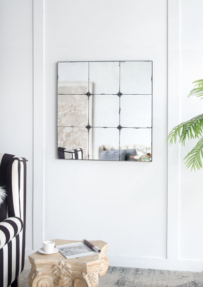 Traditional Decor Style Antique Glass Panel Mirror, Wall Mirror For Bathroom Entryway Console Lean Against Wall