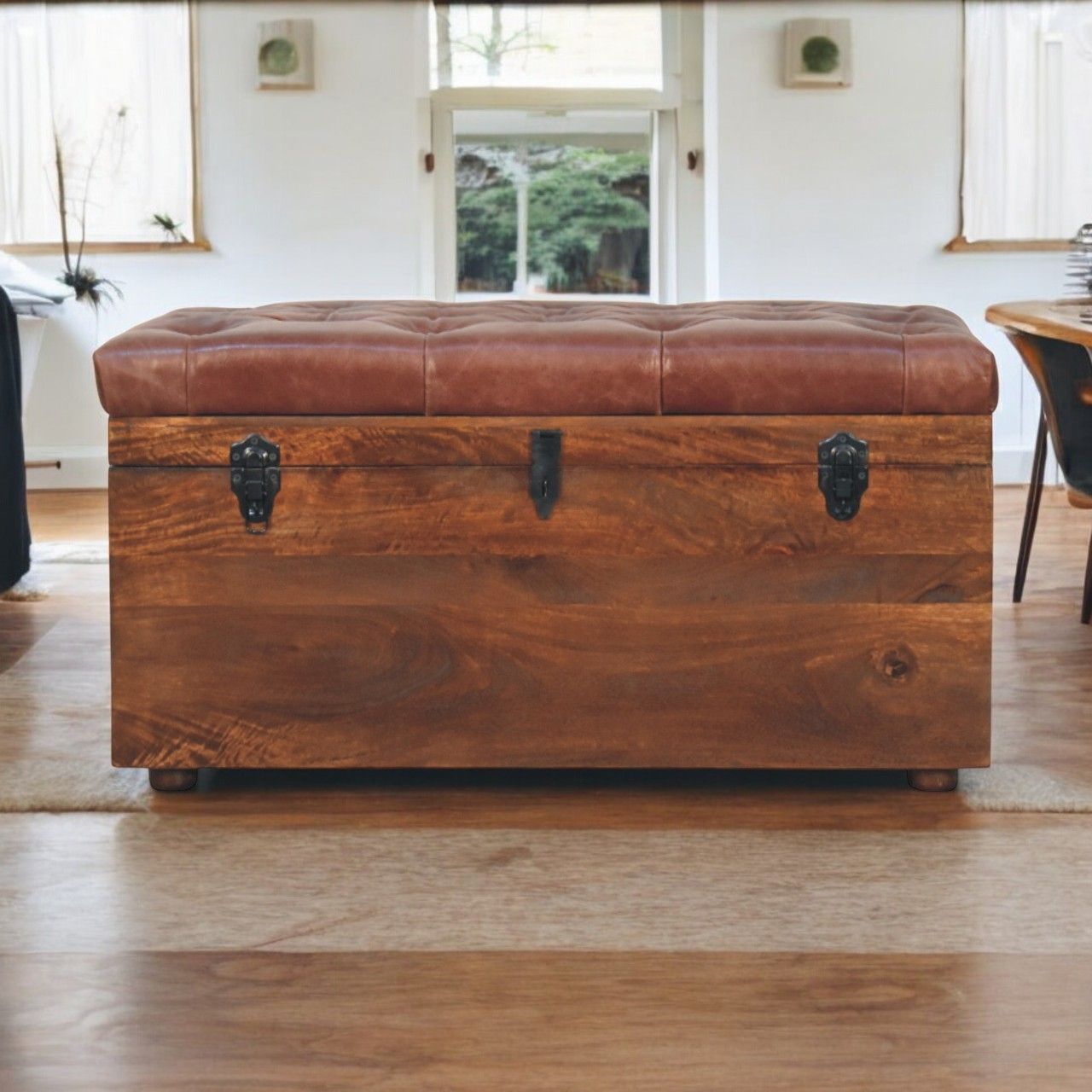 Buffalo - Storage Trunk