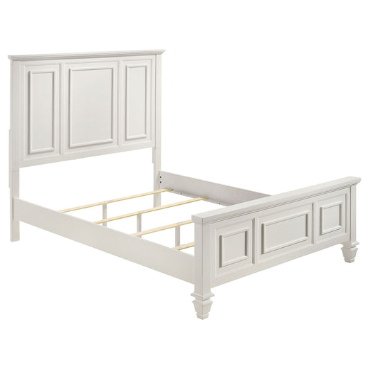 Cortina - 4 Piece Queen Bedroom Set With Ornate Panels And Storage - Cream White