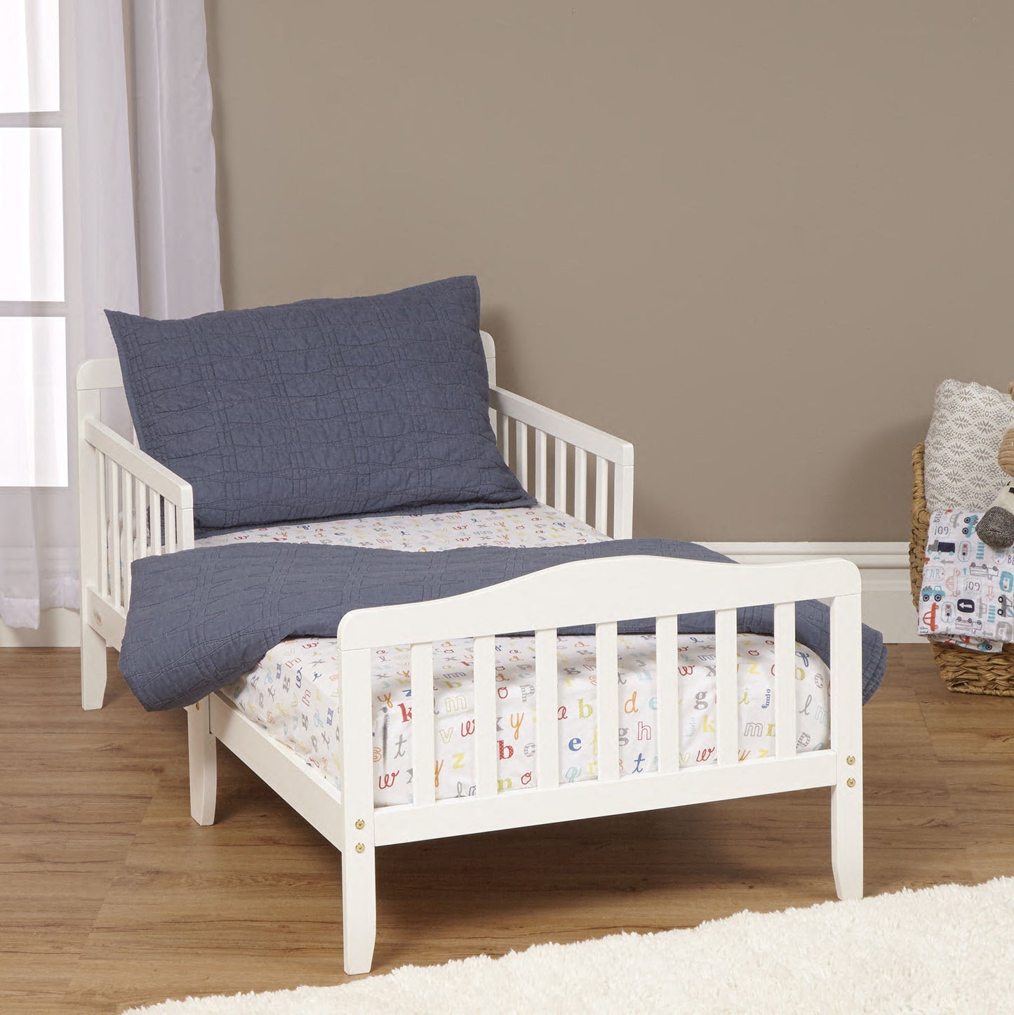Blaire - Toddler Bed With Guardrails